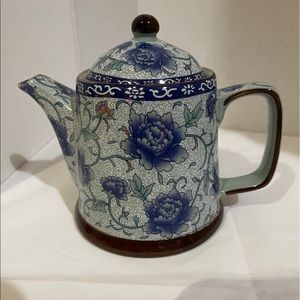 Elise Tea Pot